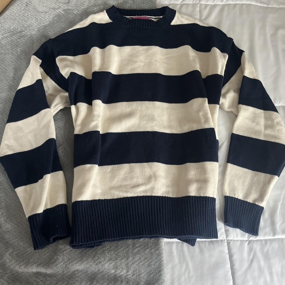 Edikted Men's Sweater in Navy and Cream Stripes